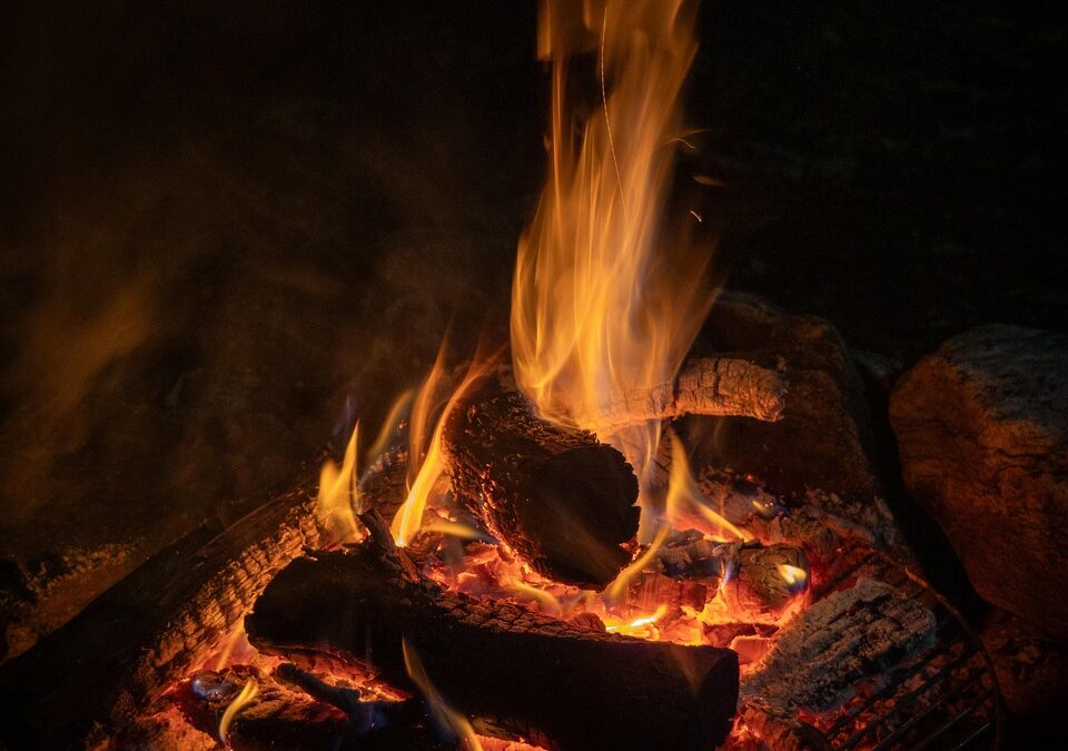 Cyfrowy detoks: dlaczego kemping to najlepsza forma odpoczynku offline