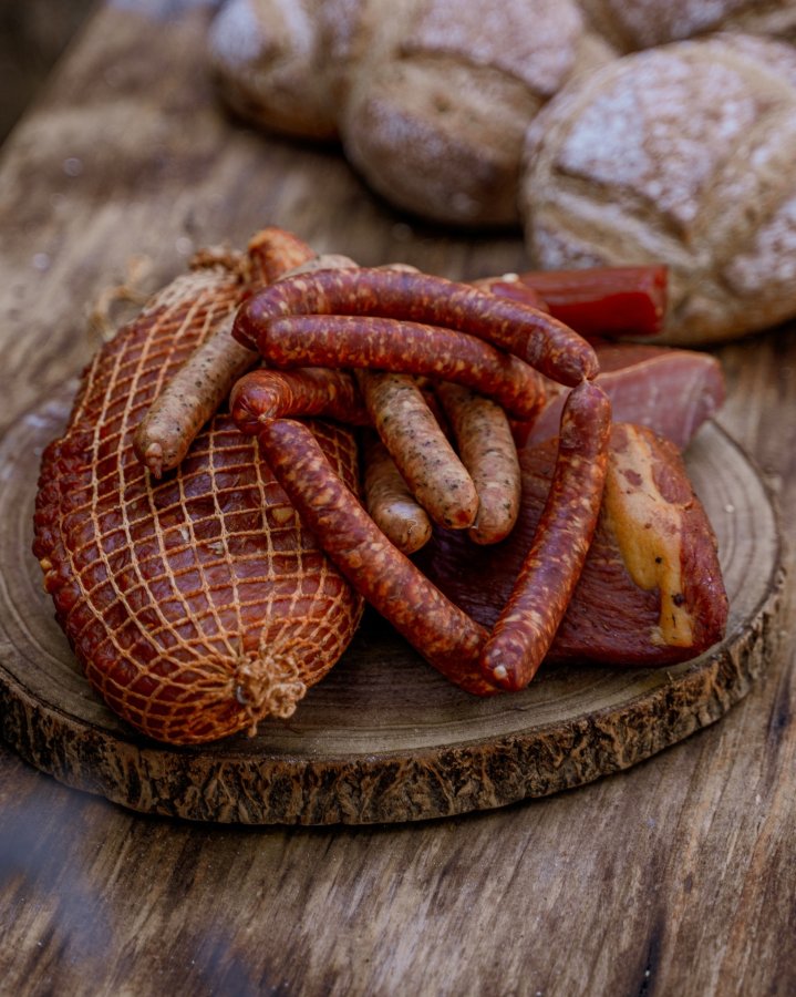 wedliny z olandii - restauracja łąka i las