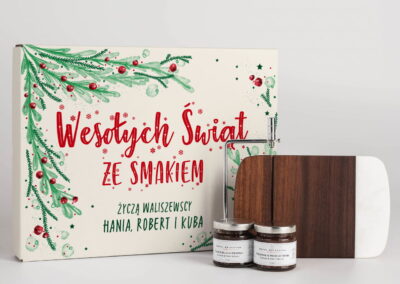 Zestaw prezentowy konfitury i deska do serów PREZENT ŚWIĄTECZNY DLA RODZINY
