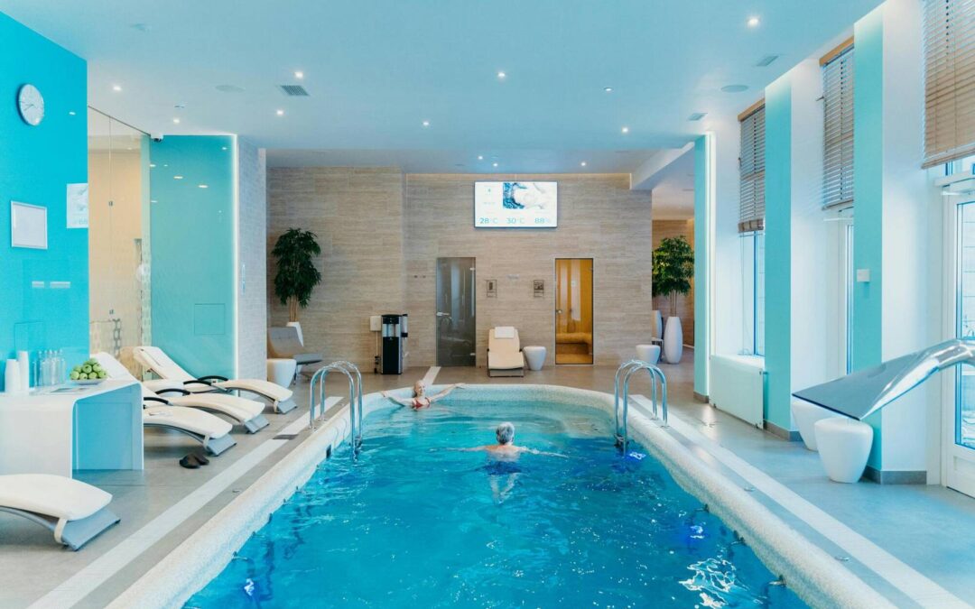 Jak krótkie wyjazdy wellness mogą poprawiać koncentrację i efektywność pracy?