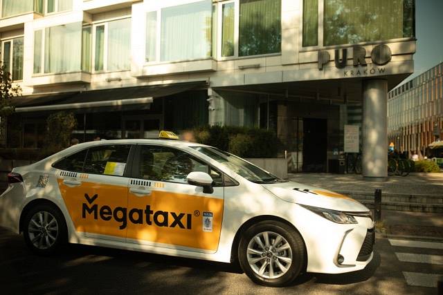 Nie czekaj w stresie – sprawdź, jak zamówić taxi z wyprzedzeniem w Krakowie