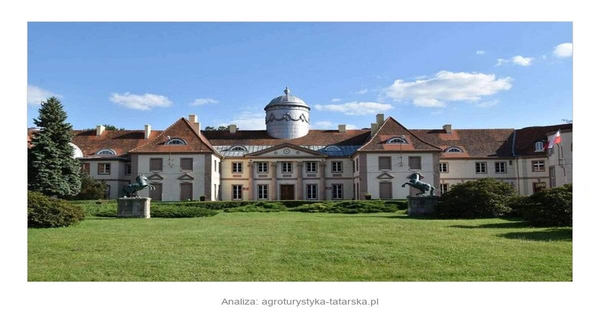klasycystyczny-palac-maltzanow-w-miliczu-z-rzezbami-koni-i-srebrna-kopula.jpg